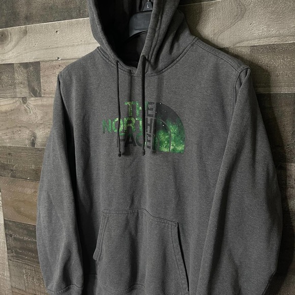 SOLD The North Face Mens Hoodie Medium - Picture 2 of 3
